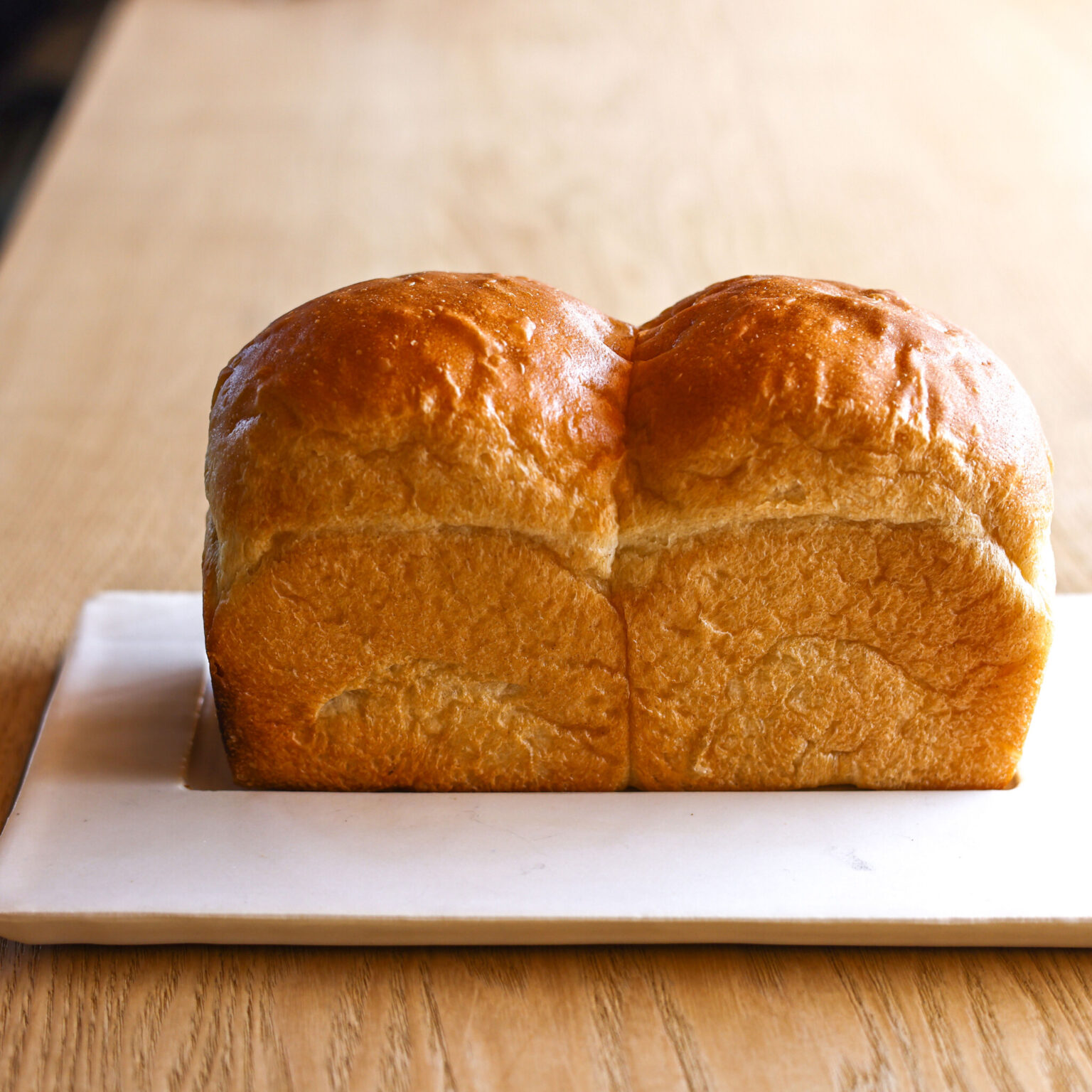 「焼き立て蔵だし食パン」1,320円