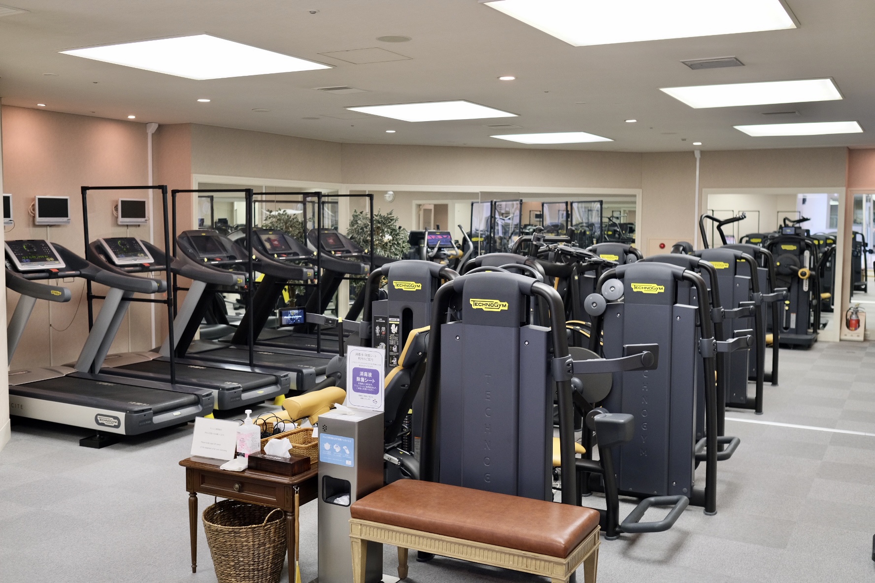 地上約200mの天空スパ?〈横浜ロイヤルパークホテル〉49階に〈ロクシタン スパ〉がオープン。 Hanako Web