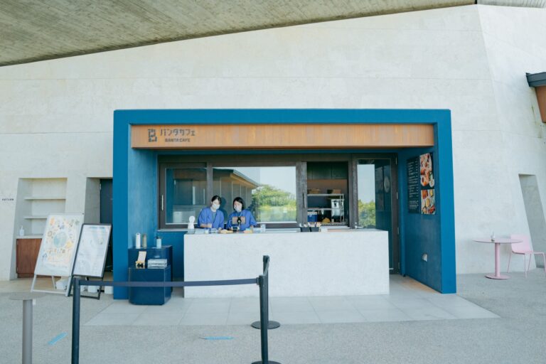 沖縄　星野リゾート　バンタカフェ