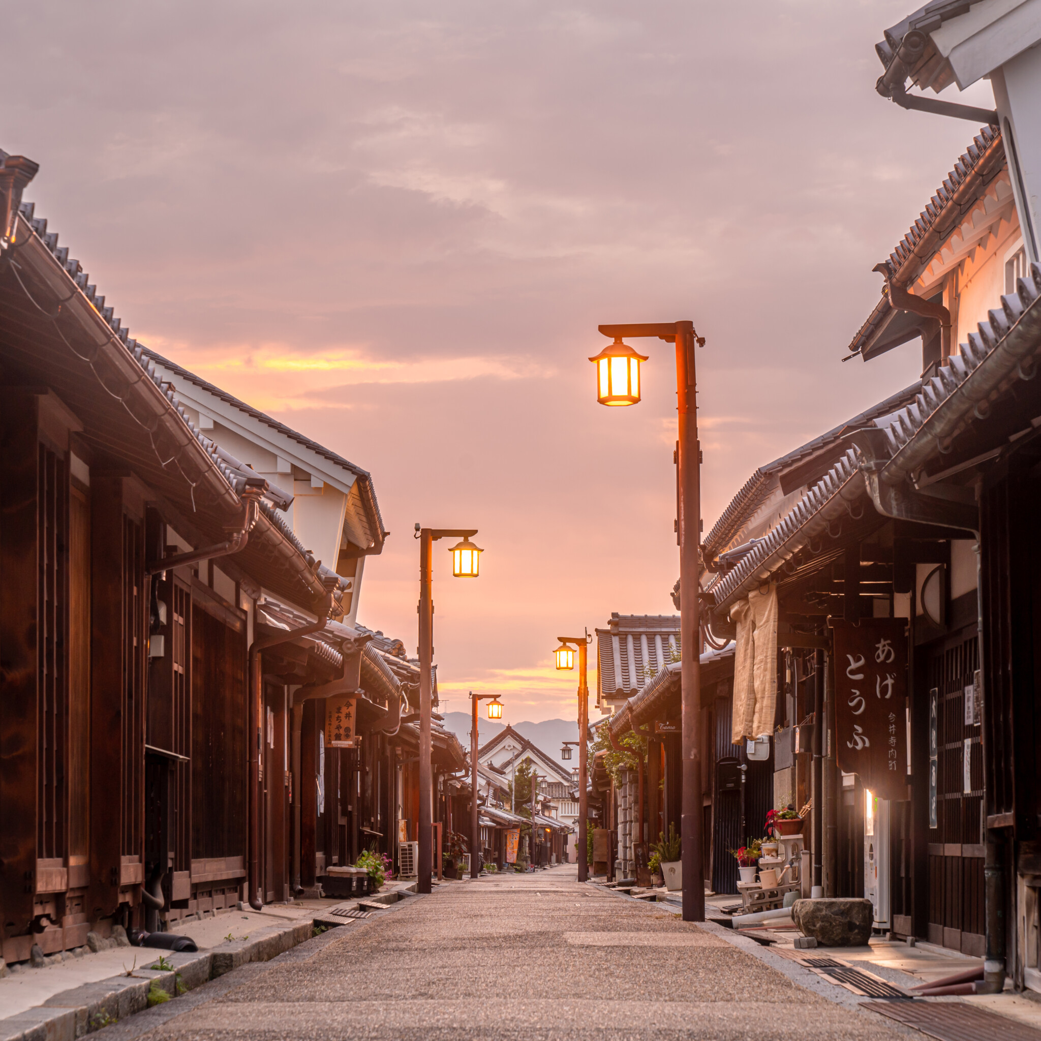 【奈良県・橿原市】江戸情緒あふれる町並みを散策する、ノスタルジックな旅。