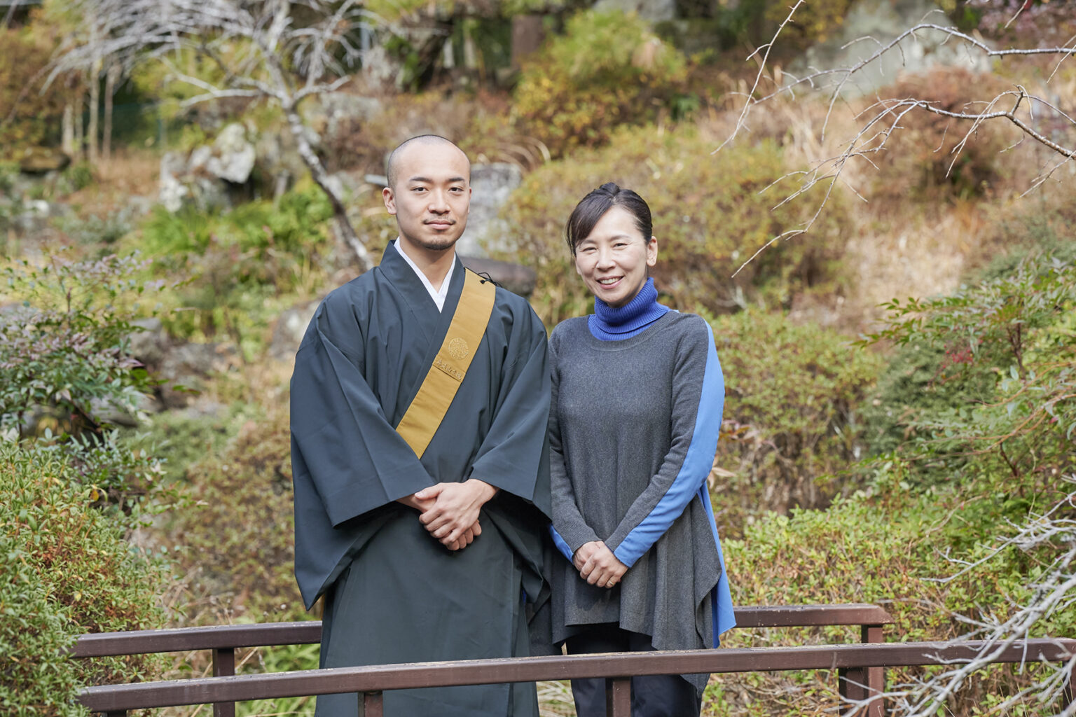 左から副住職の樋口是皐さん、女将の樋口純子さん。