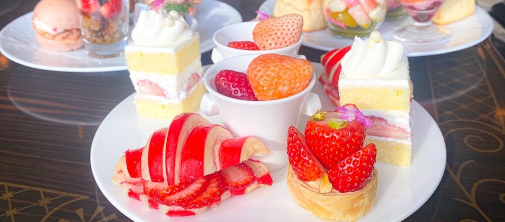 ピンクが可愛い 帝国ホテル 東京 のアフタヌーンティー Strawberry Pink Afternoon Tea を堪能 Report Hanako Tokyo