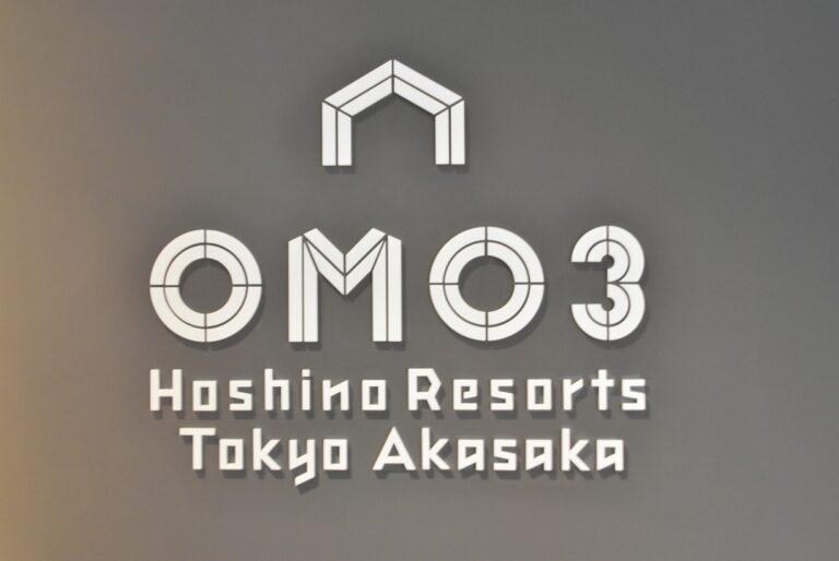 OMO3ブランドのロゴ。親しみやすくてかわいい。