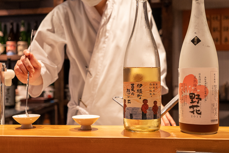 鳥取〈梅津酒造〉の梅酒「野花（のきょう）」と〈向井酒造〉の「伊根町夏の想い出」をミックス。