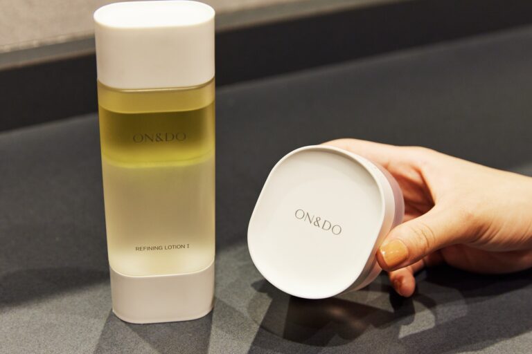 〈ON&DO〉のスキンケアアイテム。