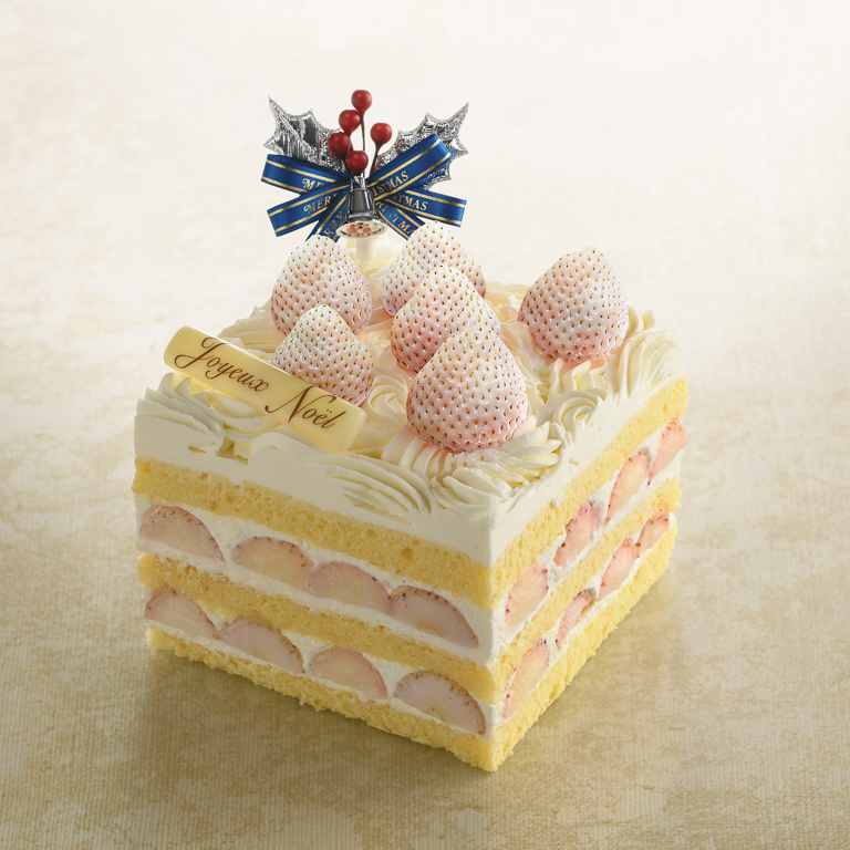 「コットンベリーのショートケーキ」24日・25日限定 合計50台限定 要予約 12cm × 12cm 15,000円。