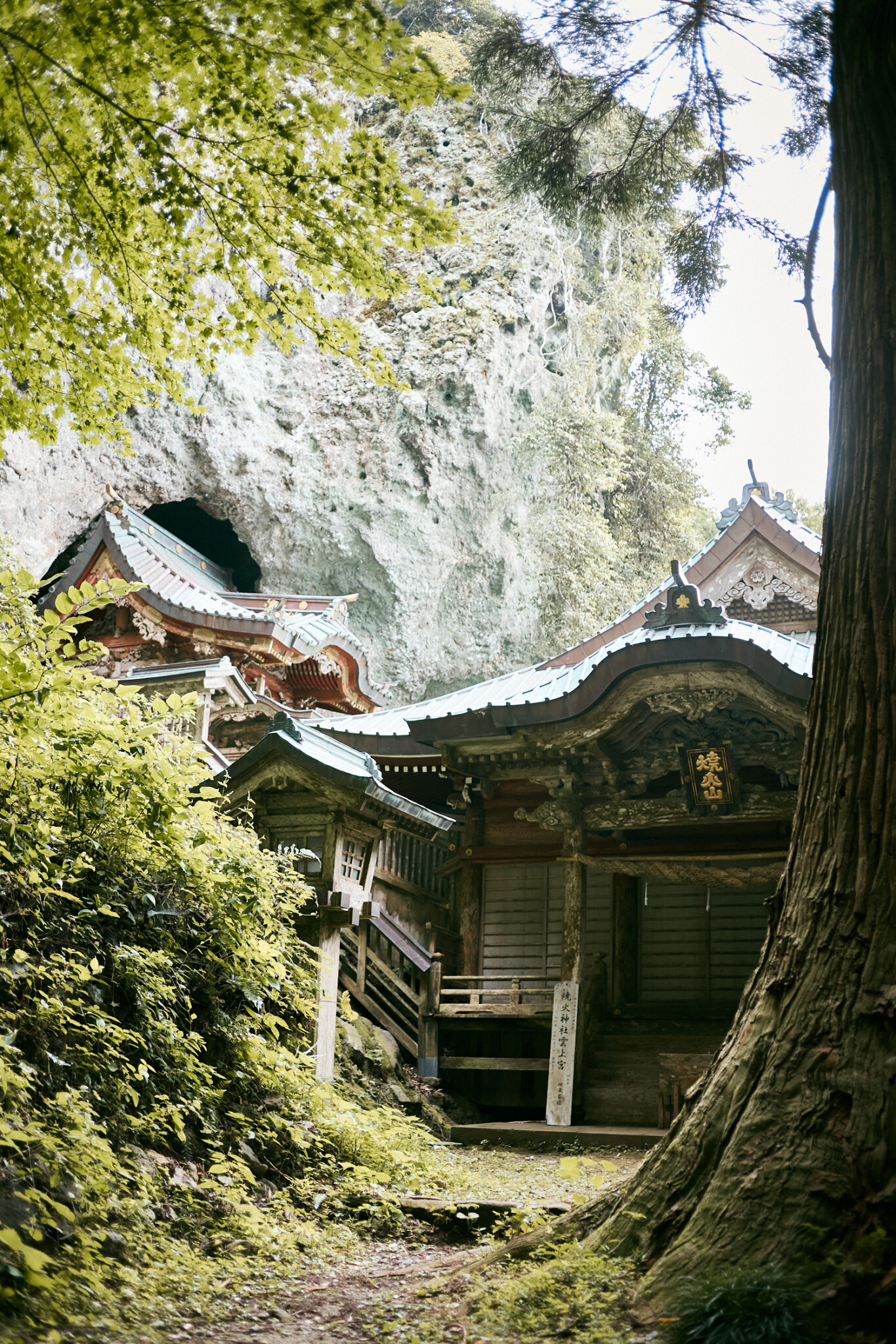 【西ノ島町 (西ノ島) 】西ノ島におわす海上安全の神に海運を祈る。 Hanako Web