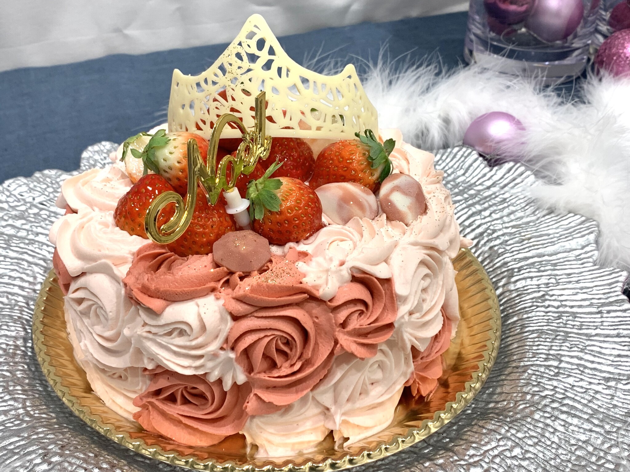 〈東急百貨店〉の約220種のクリスマスケーキコレクション。