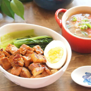 台湾で人気の屋台飯「ルーローハン」をご家庭で！