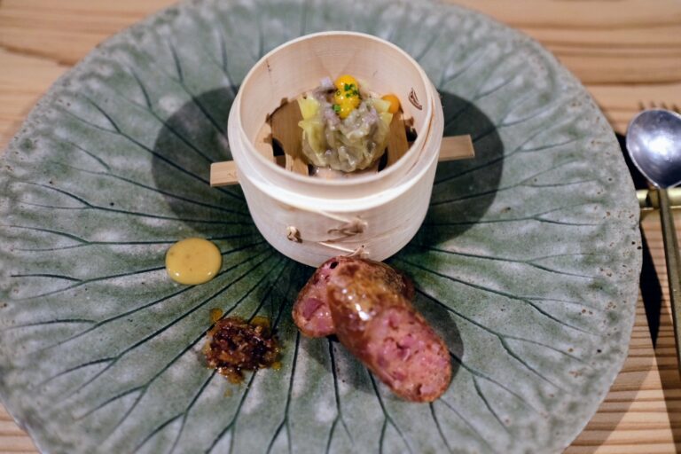 「スッポン焼売&富士桜ポークの腸詰」。
