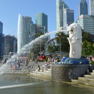 シンガポールのメインストリートであるオーチャード・ロードに、〈Hilton Singapore Orchard〉がオープン。ヒルトン・ホテルズ＆リゾーツブランドとしては、アジア太平洋地域で最大規模のホテルの登場です。〜前編〜