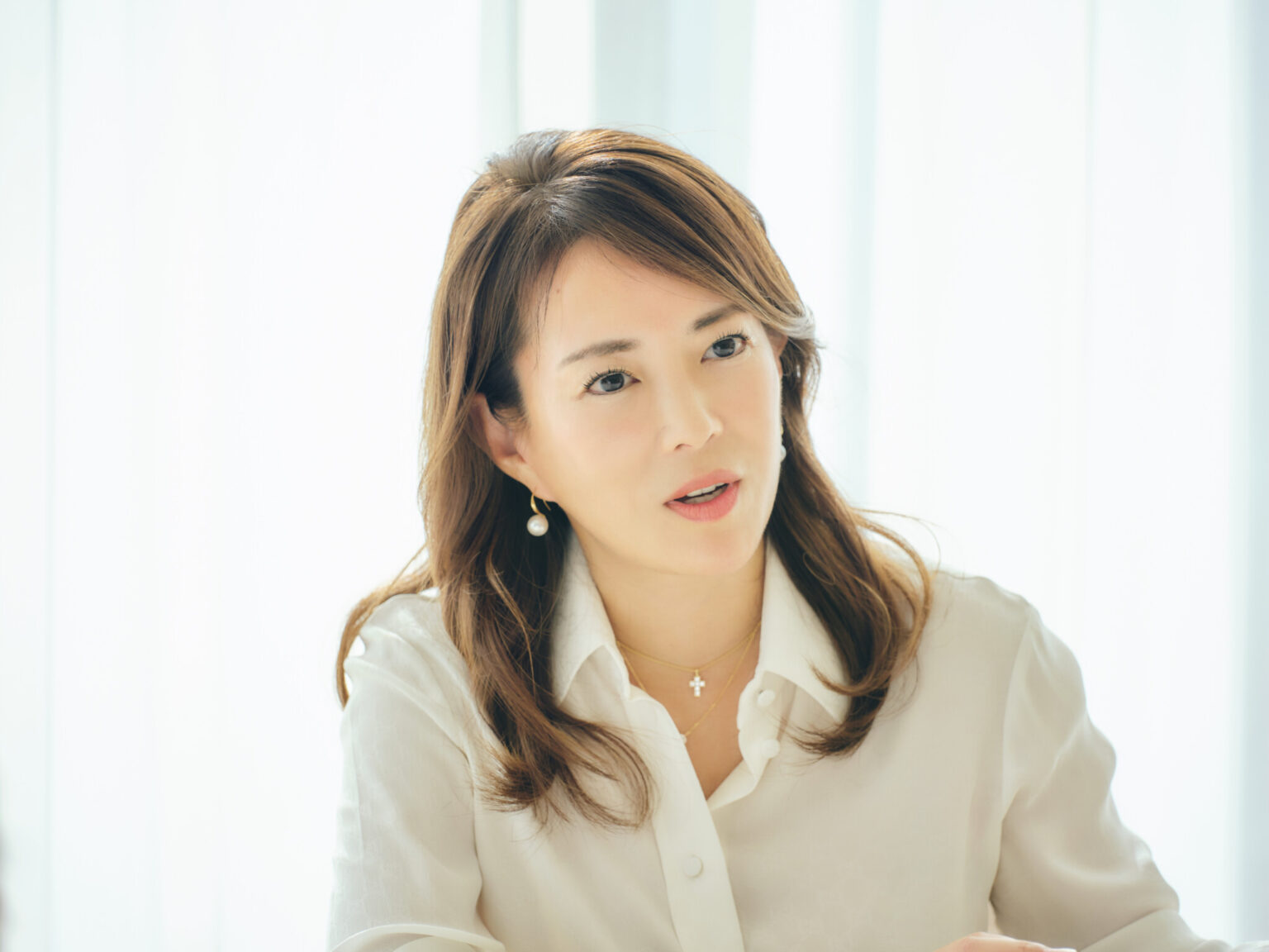 次のキャリアを考えた時、どのような準備や心構えをしたらいいのか。会社員から一転、日本最大級のオンラインサロンオーナーになった河村真木子さんにインタビュー。