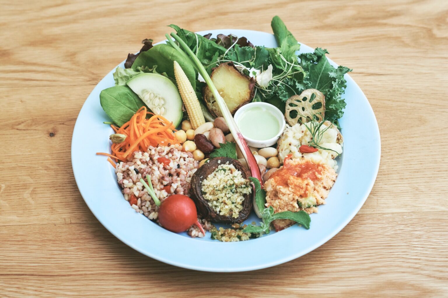 Relaxプレートは神経を休ませて疲労を回復させる20種類以上の野菜を使用。