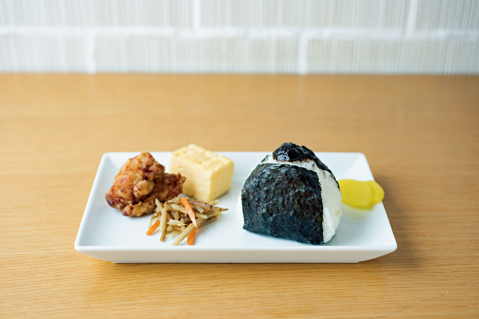 有明海の旨味が凝縮。福岡有明のりと佃煮が香るダブルのおいしさ。