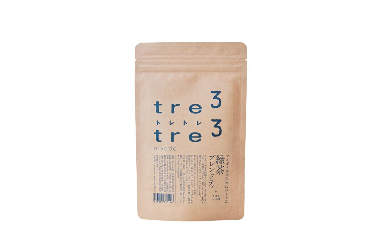 〈tre3tre3〉の「マイボトルのためにつくった緑茶ブレンドティ」（1,080円）。