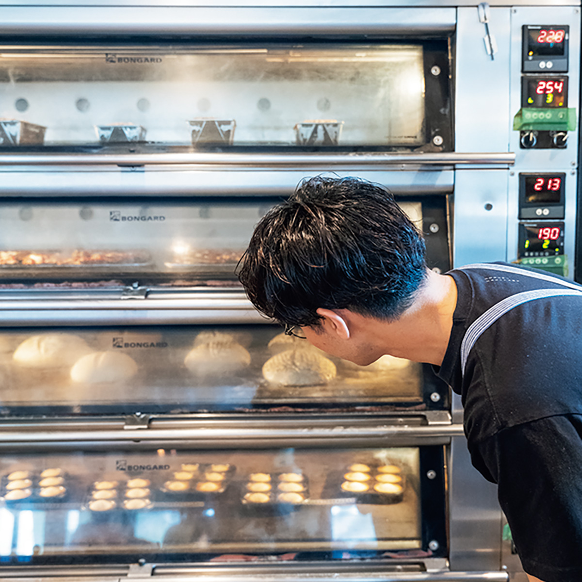 「来年は全く違うパンを作っているかも」と川原さんは研究家。
