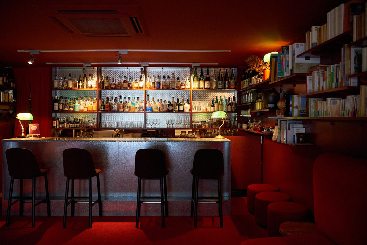 〈Bar -Ao-〉の店内