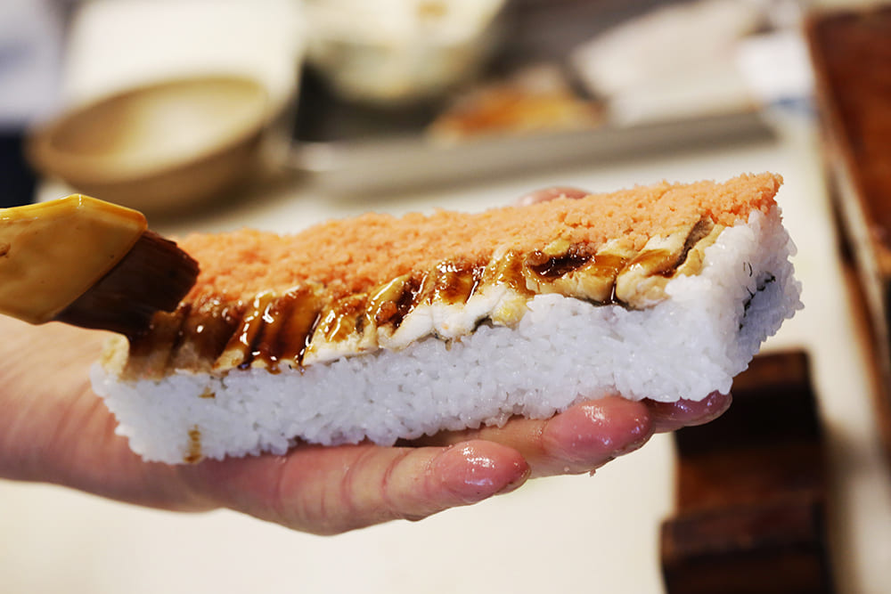 尾道の鮨と魚料理 保広 「穴子おぼろ箱寿司」