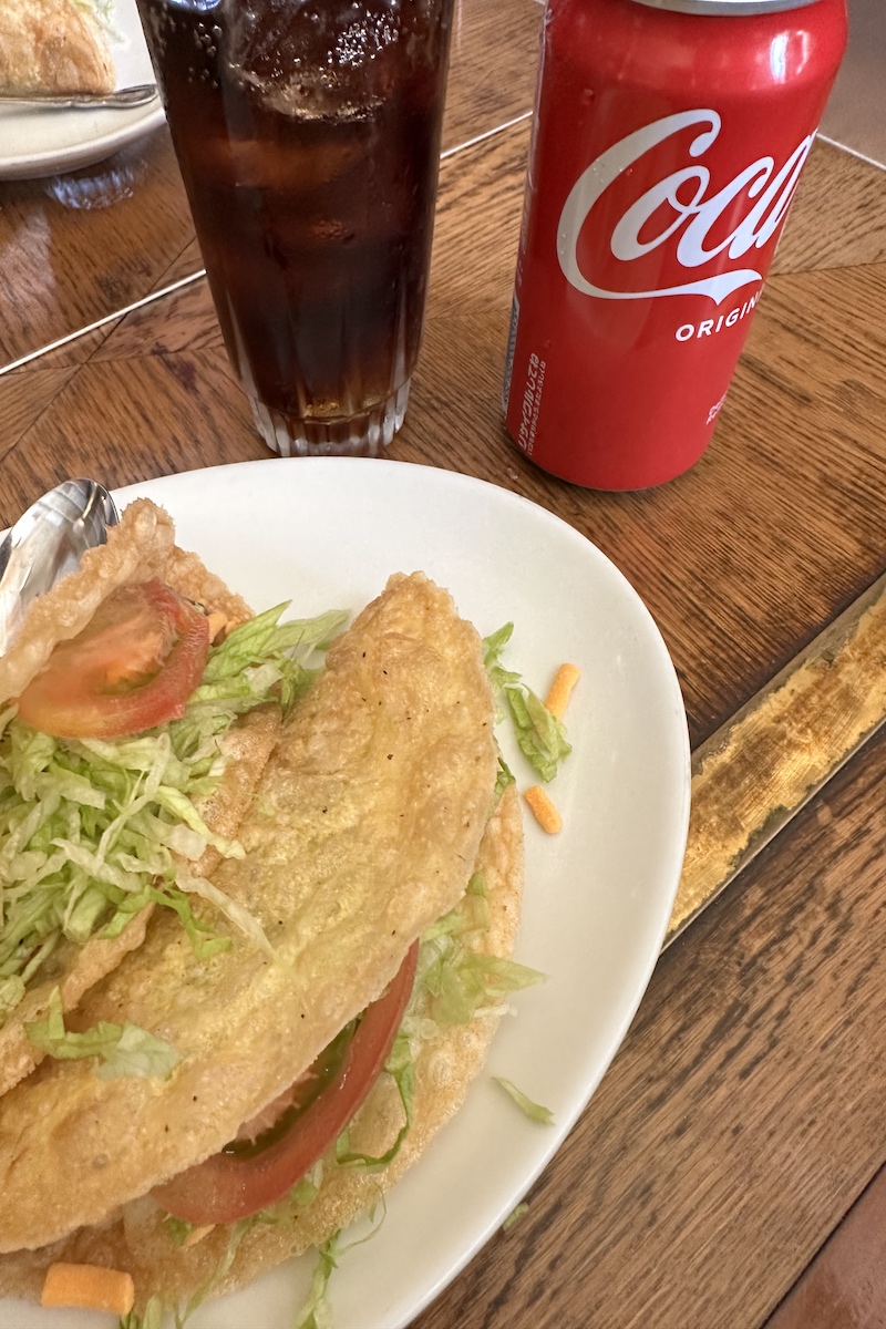沖縄 コザ Cafe Ocean タコス