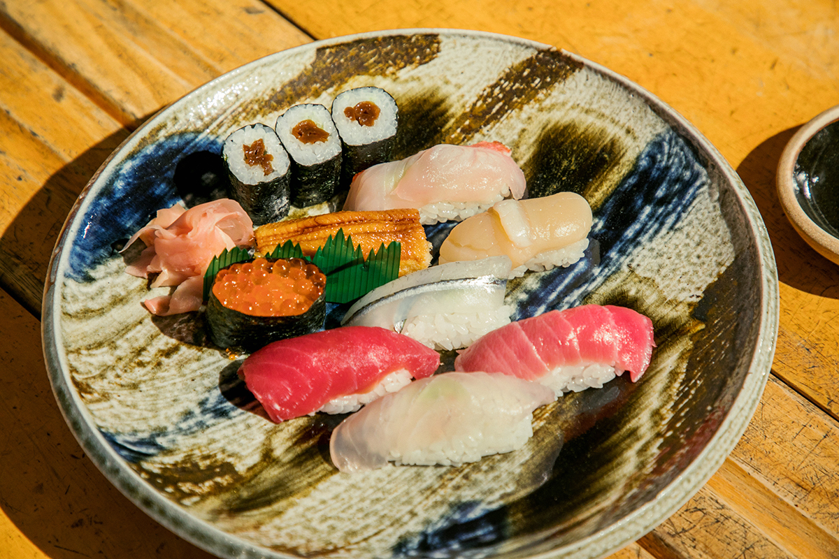 有名陶芸家が案内する 「あたらしい益子焼ツアー」。 作陶体験や、民藝