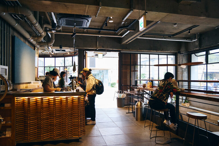 BERTH COFFEEの店内