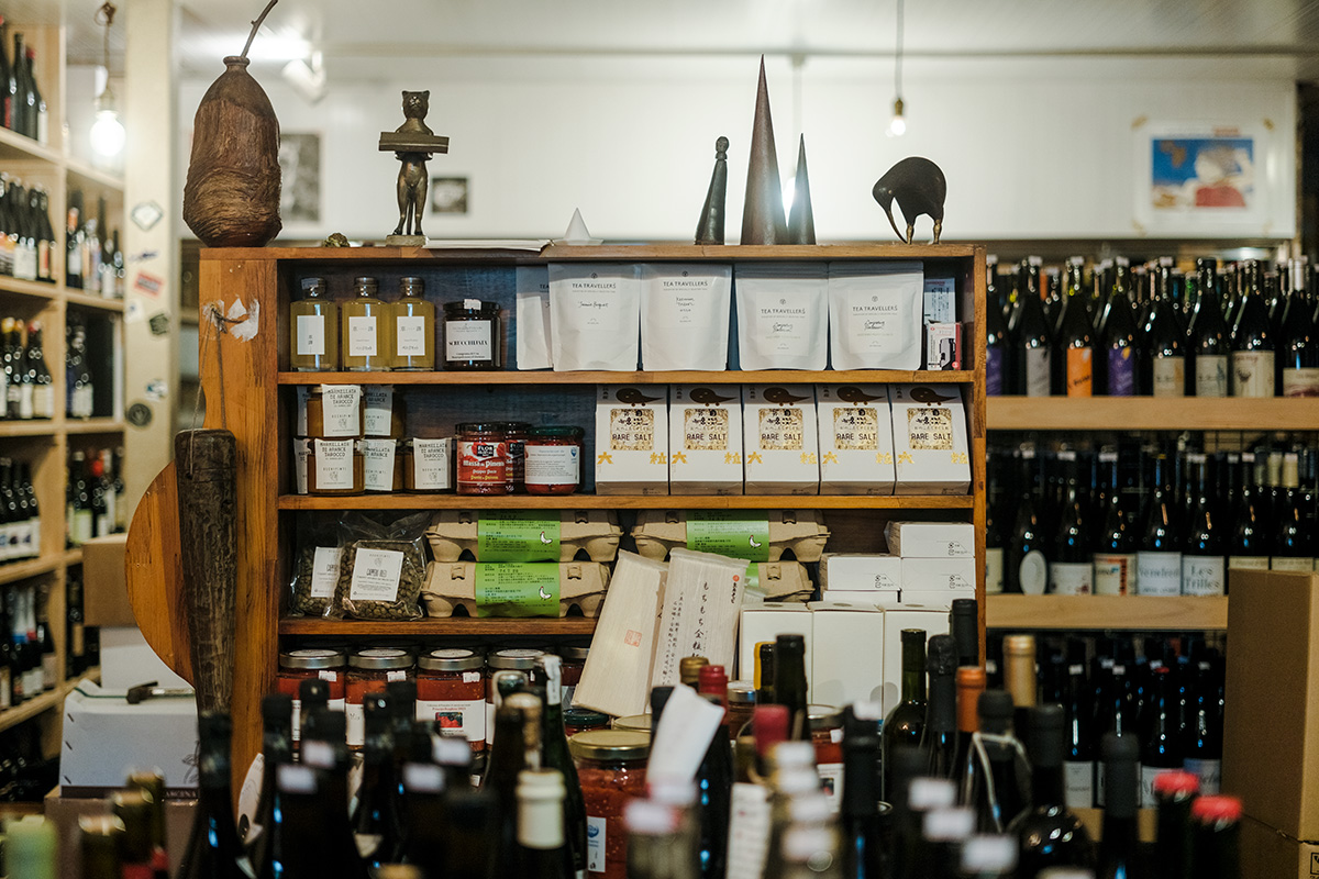 鈴木屋酒店の店内