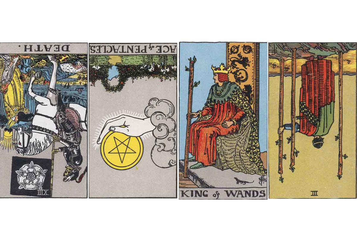 左から：死神、ペンタクルのエース、ワンドのキング、ワンドの3のカード