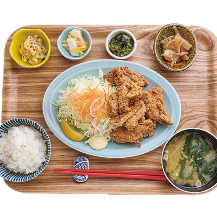 炊飯器は常にフル稼働。いつでも炊きたてのご飯が食べられる。