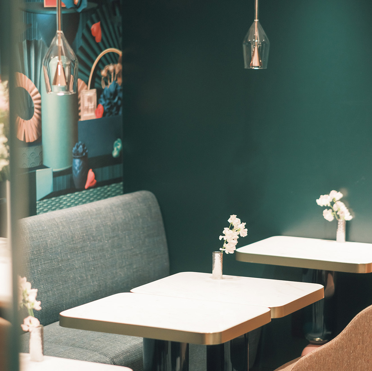 〈THE PENINSULA BOUTIQUE & CAFÉ〉