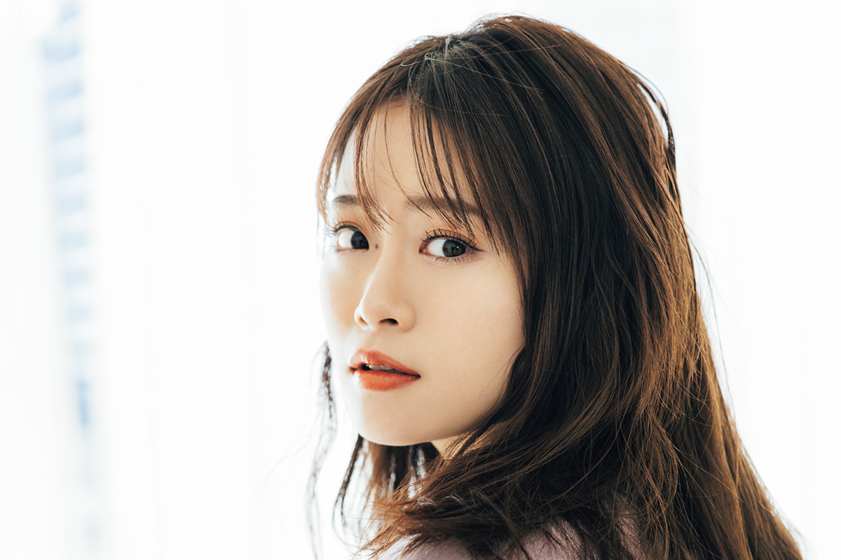 山崎怜奈「全部ホルモンのせい」。産婦人科医の対談で見えてきた、女性の不定愁訴