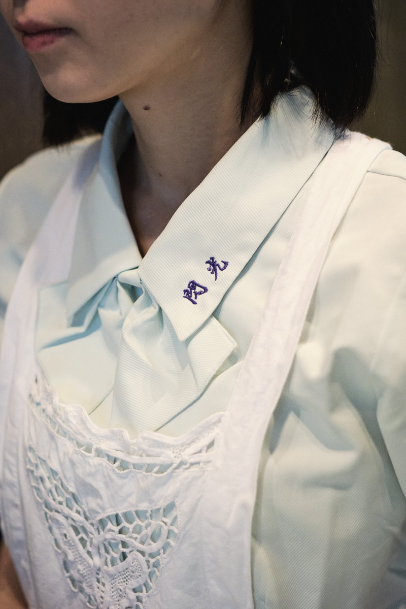 西荻窪〈喫茶閃光〉の制服
