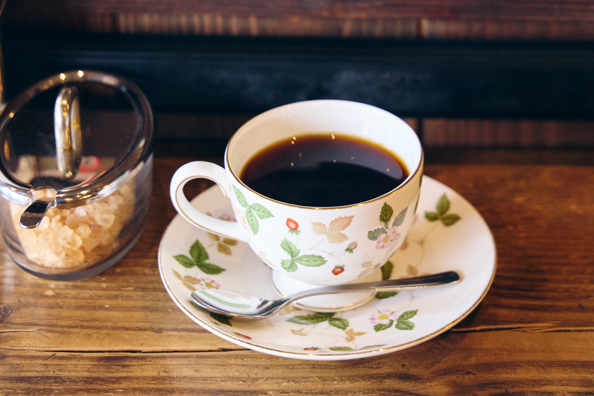 神保町〈ミロンガ ヌォーバ〉のコーヒー