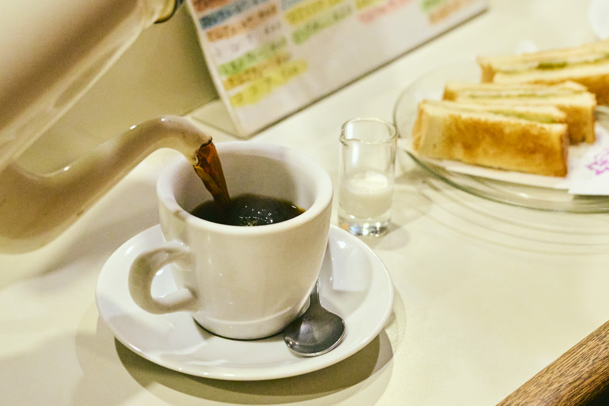浅草〈珈琲 アロマ〉のコーヒー