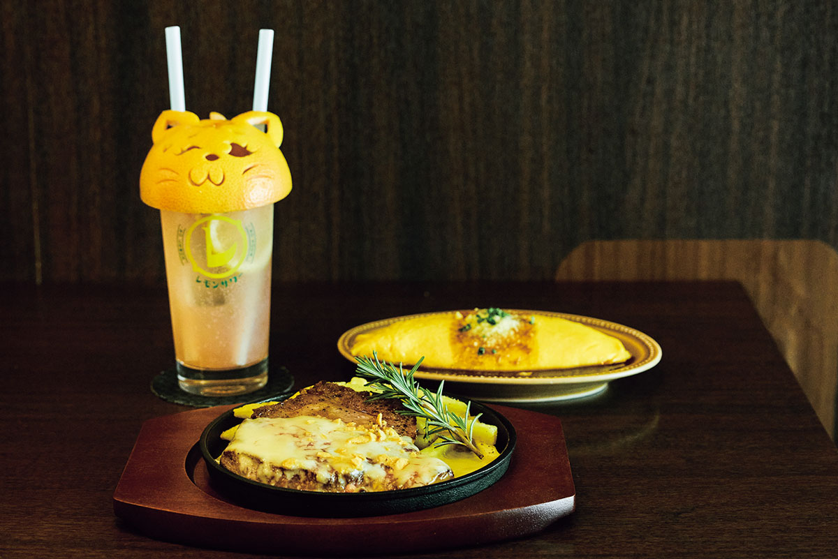 横浜の居酒屋〈立ち飲み食堂 ウルトラスズキ〉