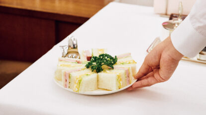 【銀座洋食ランチ】焼き菓子だけじゃない。〈銀座ウエスト 本店〉で正統派サンドイッチを
