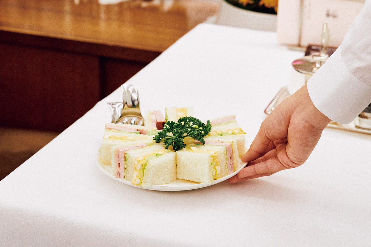 【銀座洋食ランチ】焼き菓子だけじゃない。〈銀座ウエスト 本店〉で正統派サンドイッチを