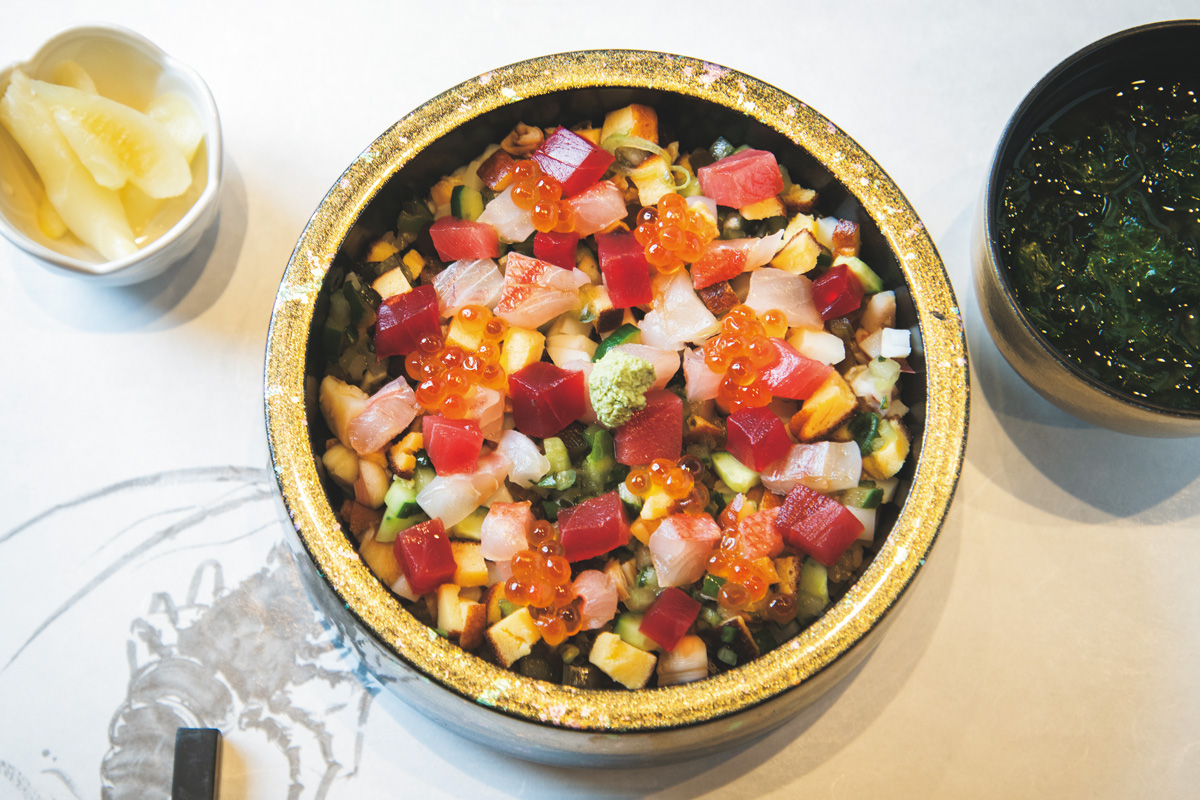 【銀座和食ランチ】高級店なのにお得！〈うまい鮨勘 銀座本店〉で味わう贅沢ばらちらしランチ