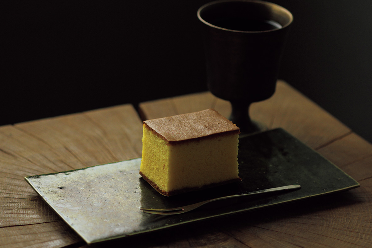 【銀座のおすすめ手土産】限定品で職人さんの名前入り。〈銀座凮月堂〉の「スクエア Ishigaki」