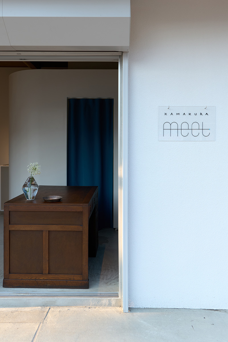 代官山〈gallery ON THE HILL〉の新拠点〈KAMAKURA meet〉が鎌倉・大町に誕生。オープニング企画展は〈ミナ ペルホネン〉。