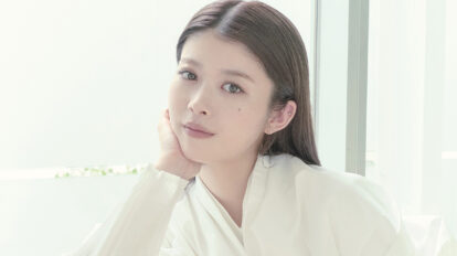 俳優・馬場ふみかさん「生きる意志に手を伸ばし自分を再生する物語。」
