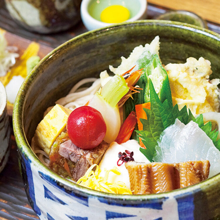 【二子玉川】〈九つ井 玉川店〉の「ちらしそば」