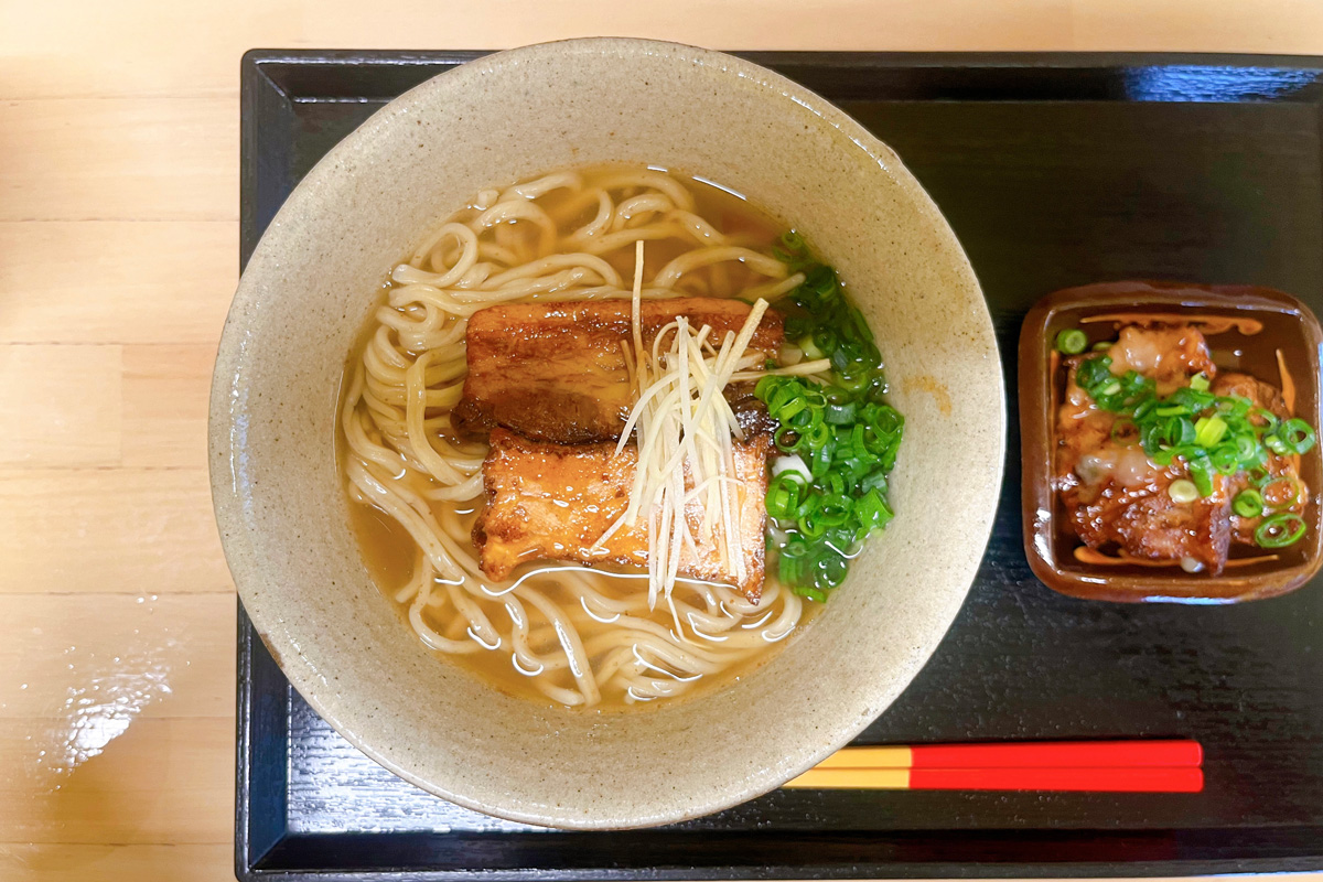 今日も沖縄そばが食べたい。