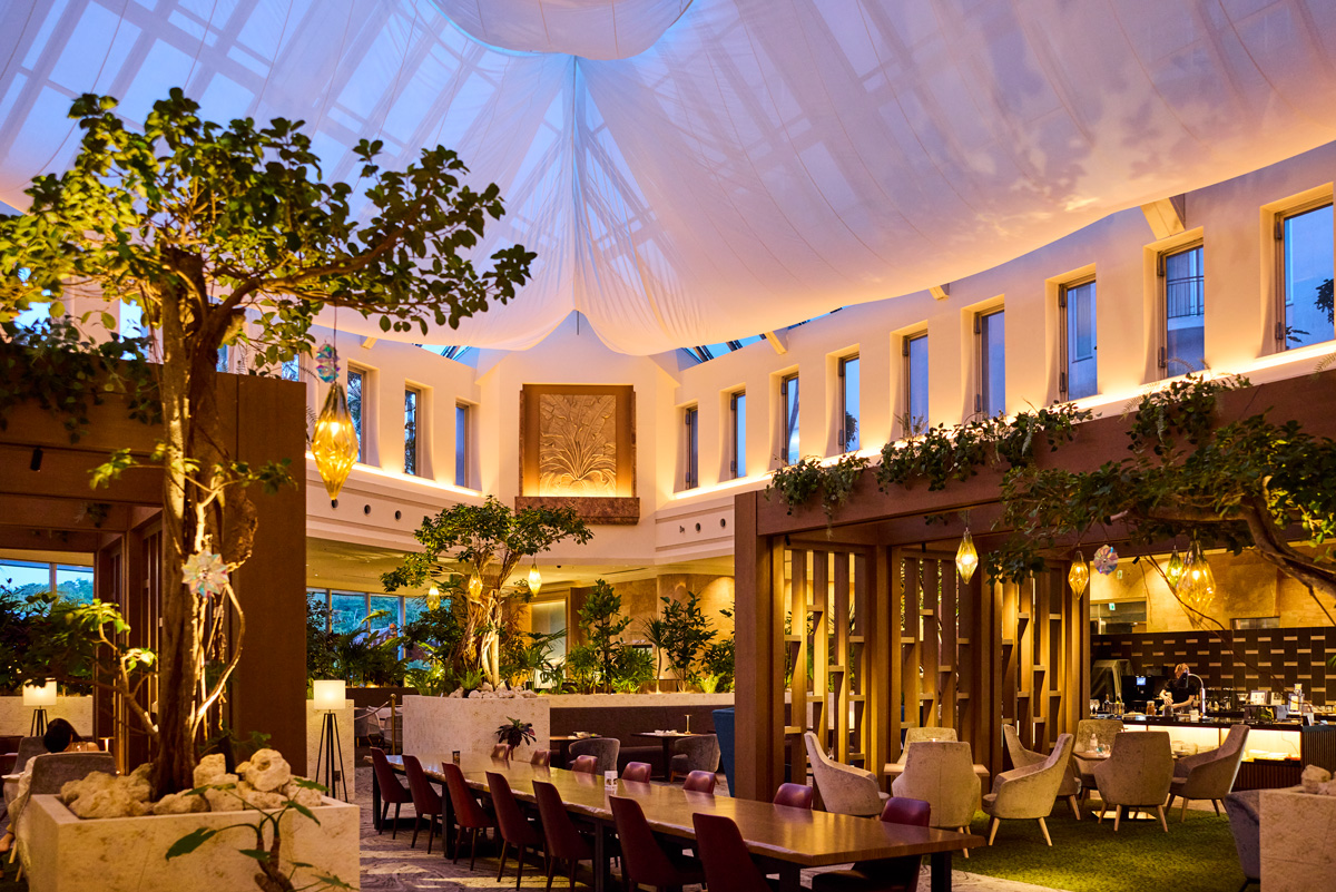 オリエンタルホテル 沖縄リゾート＆スパのラウンジ