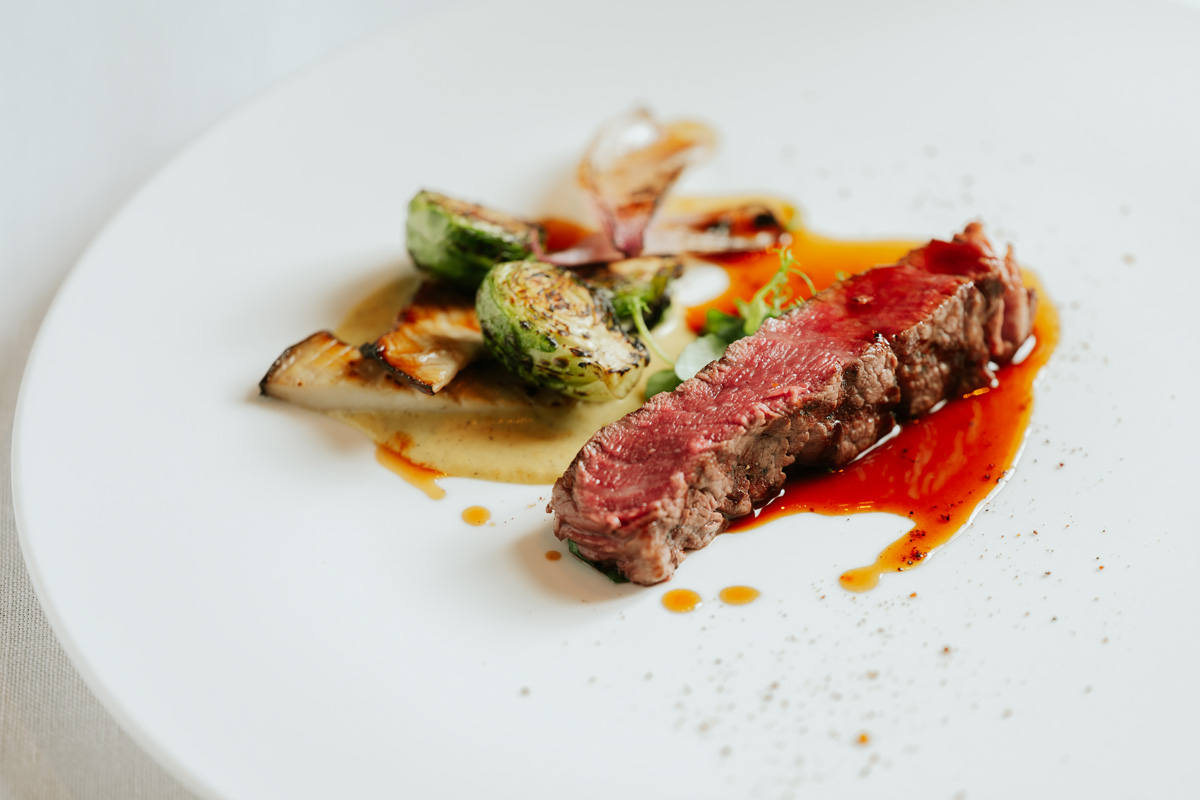 〈ザ・リッツ・カールトン沖縄〉