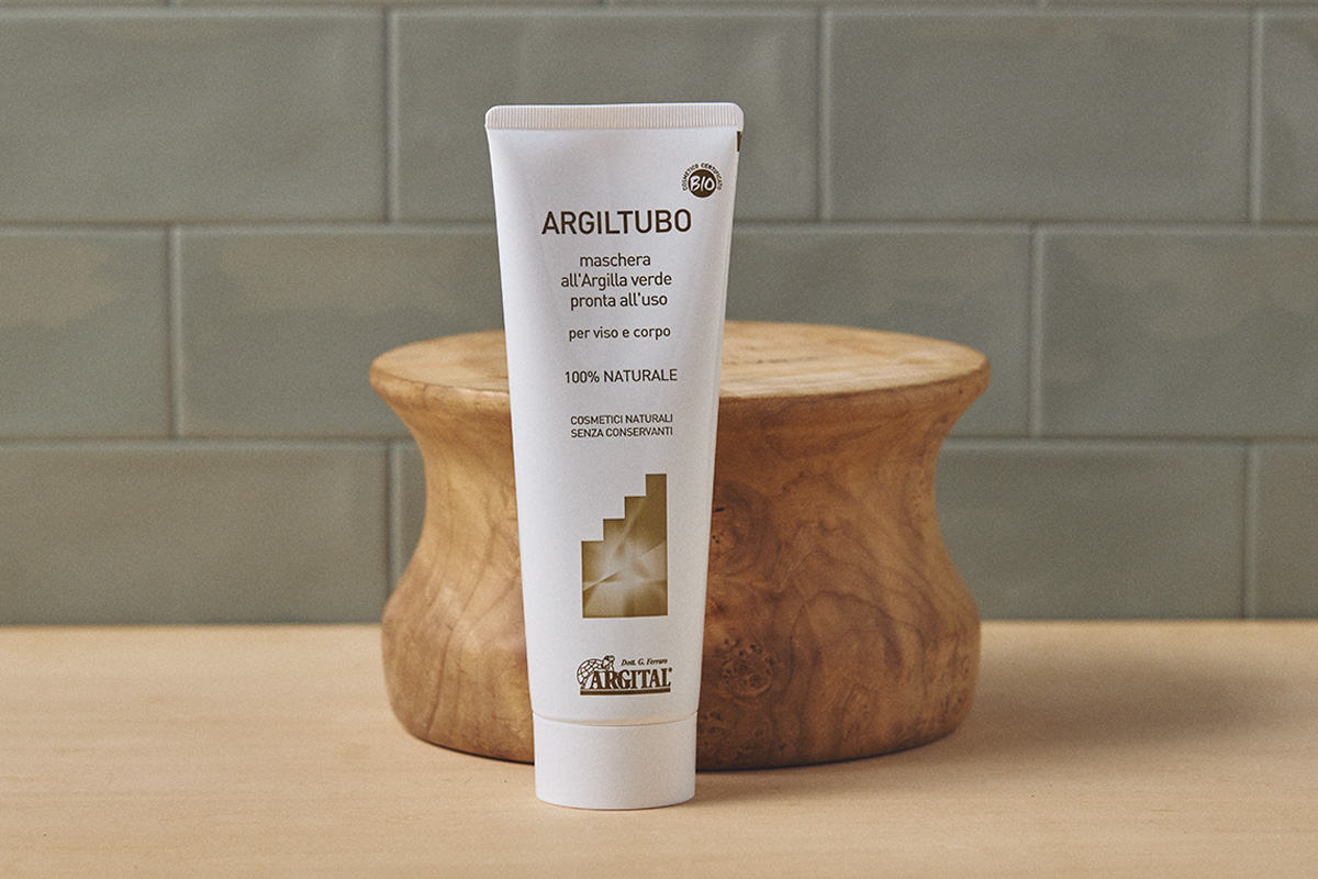 〈アルジタル〉の「グリーンクレイペースト」