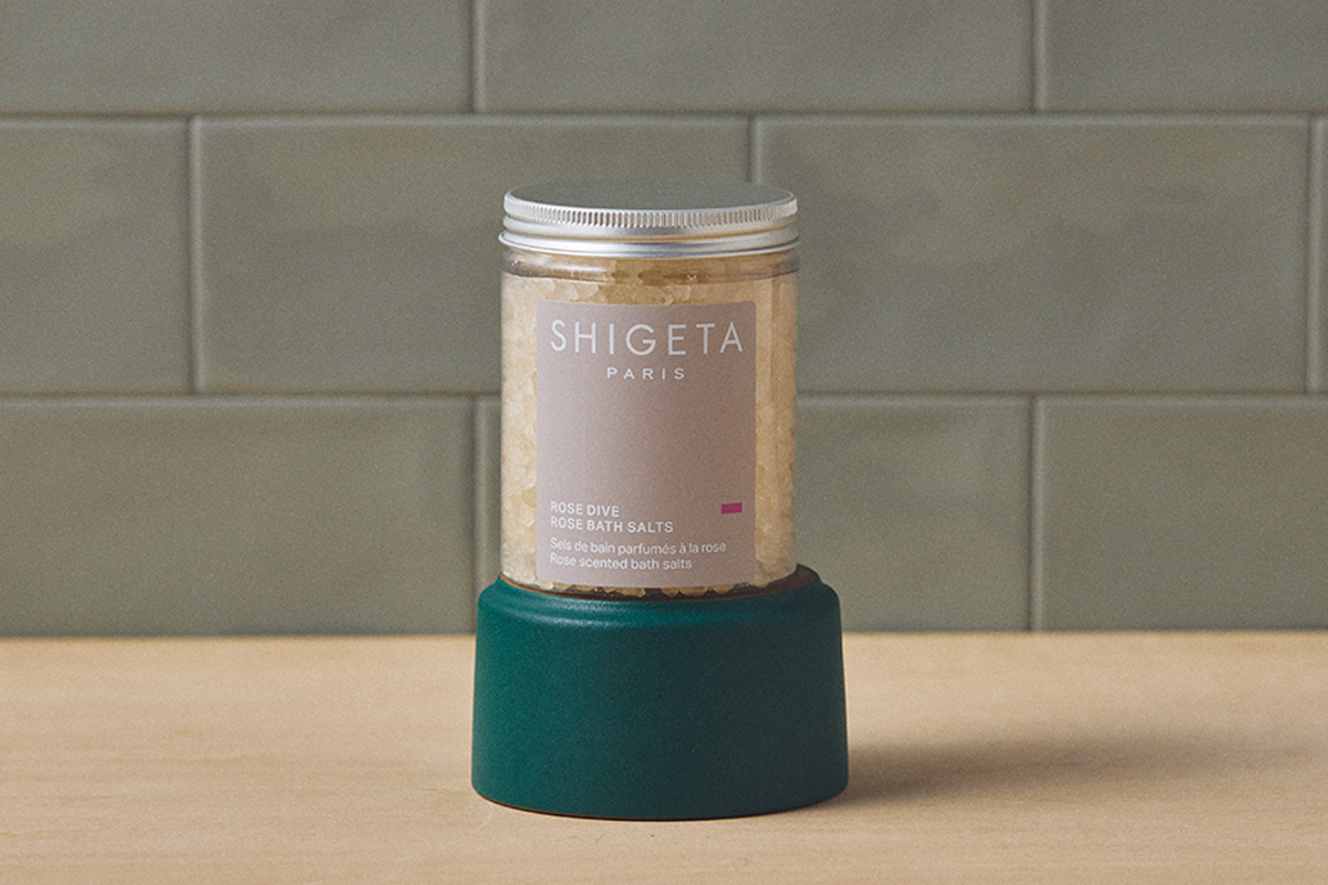 〈SHIGETA〉の「ROSE DIVE BATH SALTS」