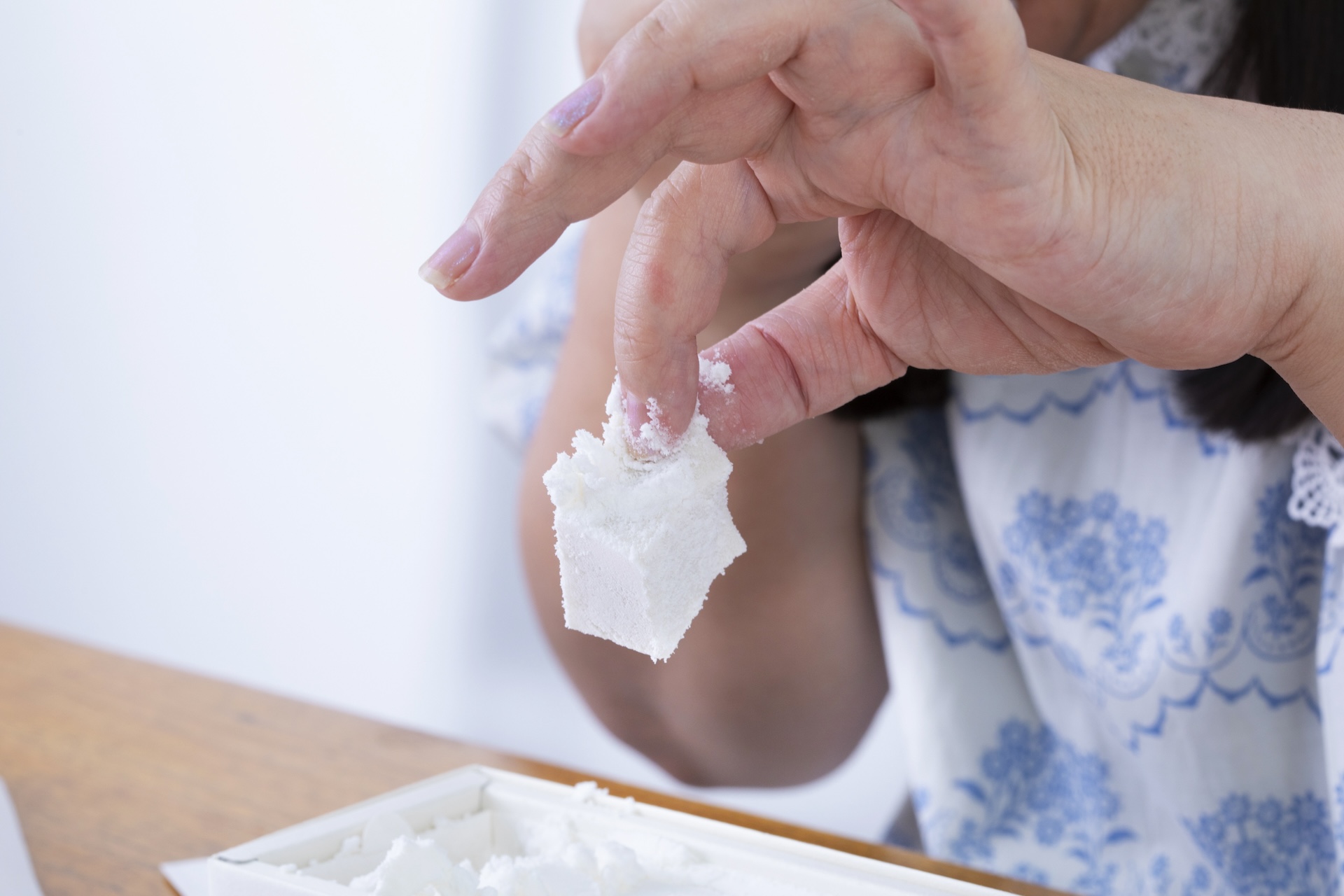 〈いったつみとらどう〉の「椰子の白わらび餅」