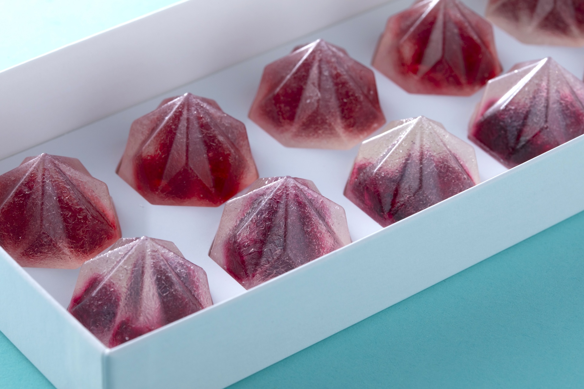 〈NANASAN〉の「MIO -ミオ-」