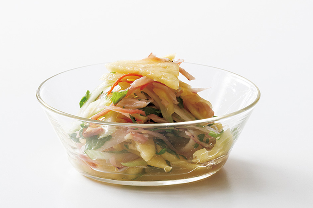 「新しょうがとパイナップル、さきいかのエスニックマリネ」