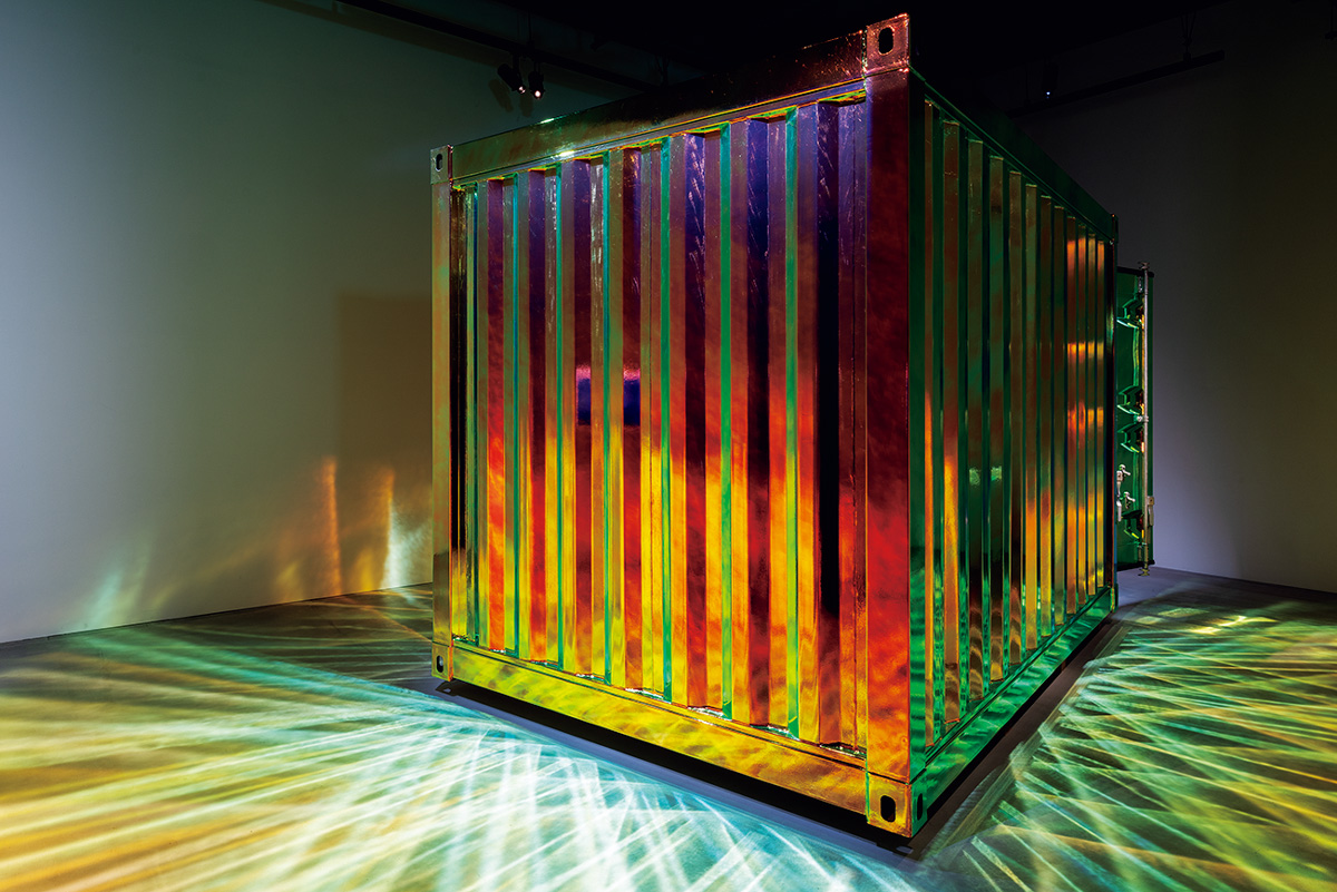 直島新美術館のスウィート・ボックス（輸送中の道）Chim↑Pom from Smappa!Group（2024年～）